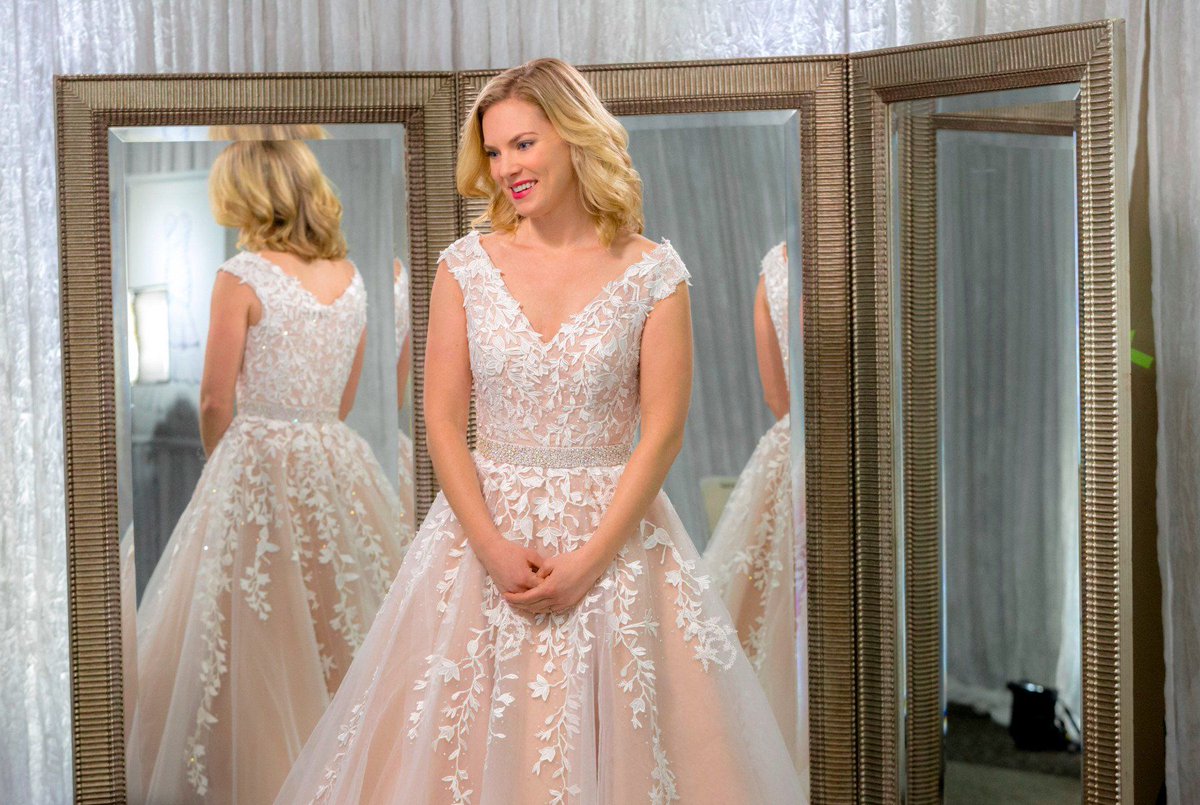 FGISanAntonio's tweet image. Congratulations to new #FGISA member, Teri Wilson, on the premiere of her movie "Marrying Mr. Darcy" on the Hallmark Channel tomorrow! She is the author/creator of the Unleashing Mr. Darcy and Marrying Mr. Darcy book and films, and we're so proud! Details: bit.ly/2slWNjl