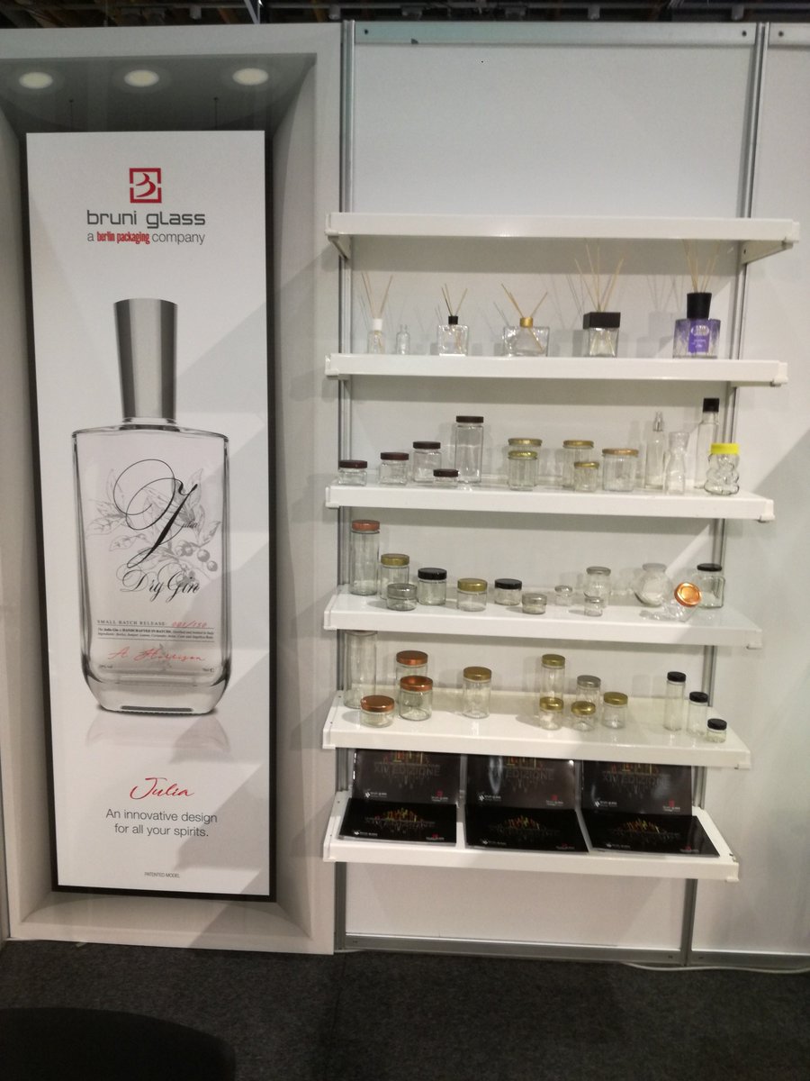 BerlinPackaging's tweet photo. Did you see the Bruni Glass booth at #pactec2018? Bottles, jars, decanters, closures and more! So much beautiful glass for all your wine, spirits and food #packaging needs! Learn more about Bruni and Berlin: https://t.co/2yMAFPWVD4 #glasspackaging https://t.co/EgW4PuBMc6