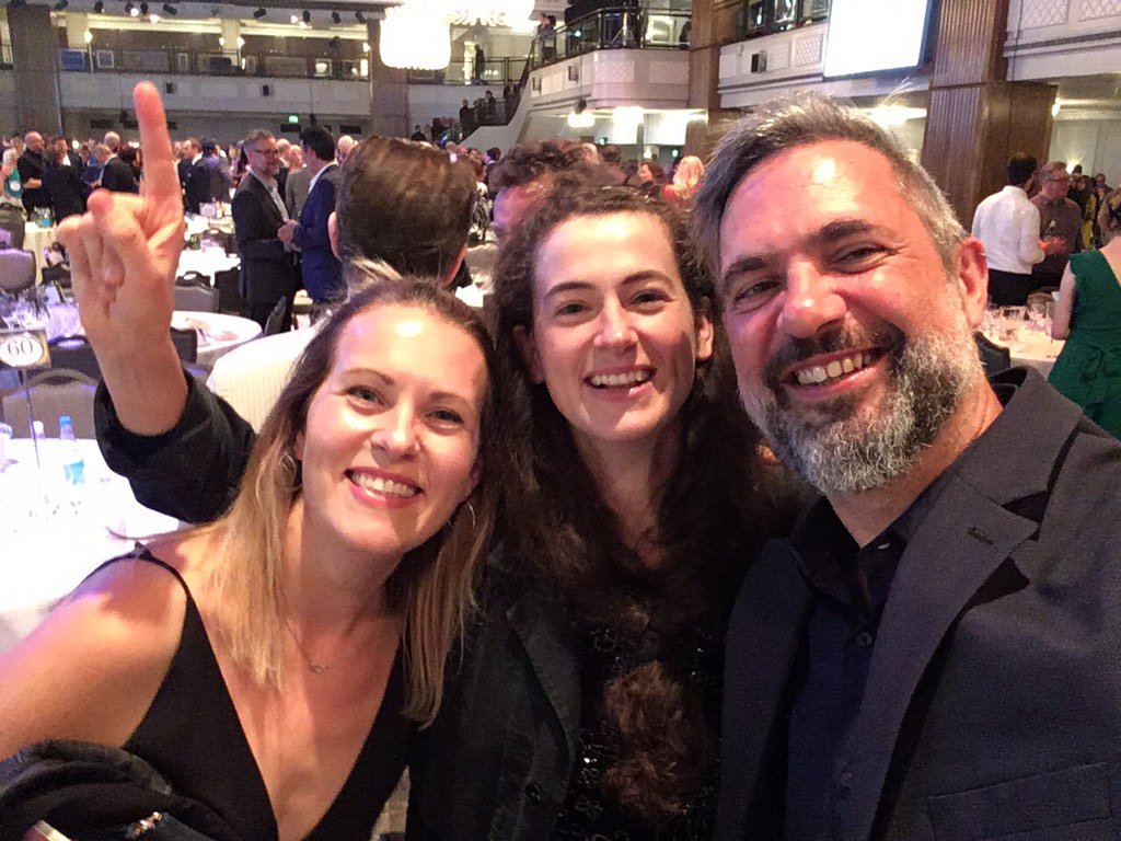 Hangin' at the Ivor's with the lovely Kate Stables and her awesome sis! 👌🏻