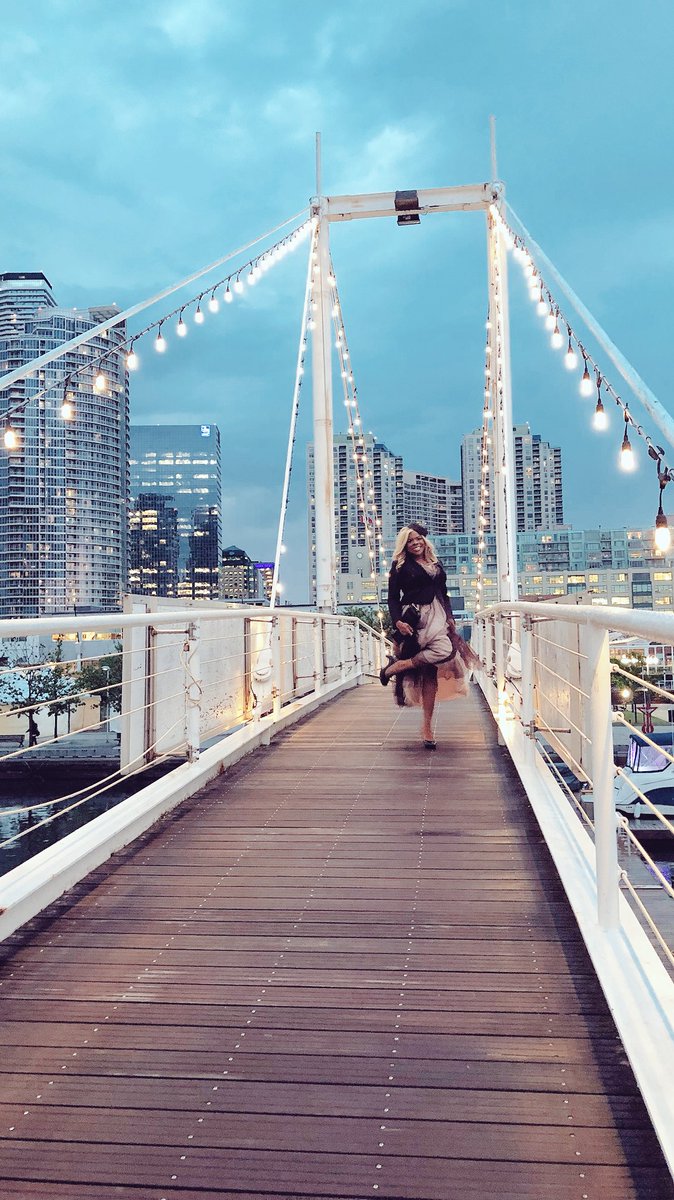 DrLiza's tweet image. Life is funner when your heels are comfy ✨👠❤️ #drlizapump #allnight #allfun