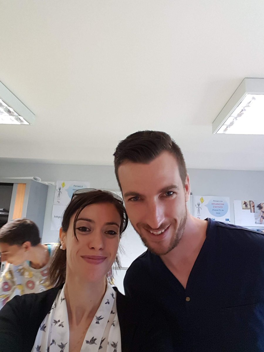 MLIBiterrois's tweet photo. Un petit déjeuner avec la Garantie jeunes ce matin pour marquer les 4 semaines de collectif. 😁😉👍😋 #GarantieJeunes #MissionLocale #Jeunes #Emploi @MLIBiterrois @GarantieJeunes @UNmissionlocale @Occitanie https://t.co/rWwiEP5ewR