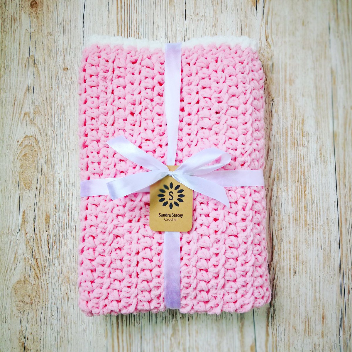 staceycrochet's tweet photo. Baby Snuggle Blanket #crochet #crochetblanket #babyblanket #snuggleblanket #handmadegifts #custommakes #etsy #FridayFeeling https://t.co/elThmMEf9D https://t.co/D2GxB8D4Xj