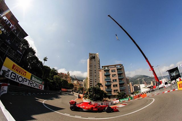 Alessio_DeMarco's tweet photo. #Seb5 #Vettel on #Ferrari #SF71h in #Fairmont hairpin during #F1 #MonacoGp in #Montecarlo
.
#AvensImages #Motorsport #Photography .
#Formula1 #Canon #Fisheye #Red #Passion #Action #Dream https://t.co/8kVGtCIfih https://t.co/t6mC6YlGf5