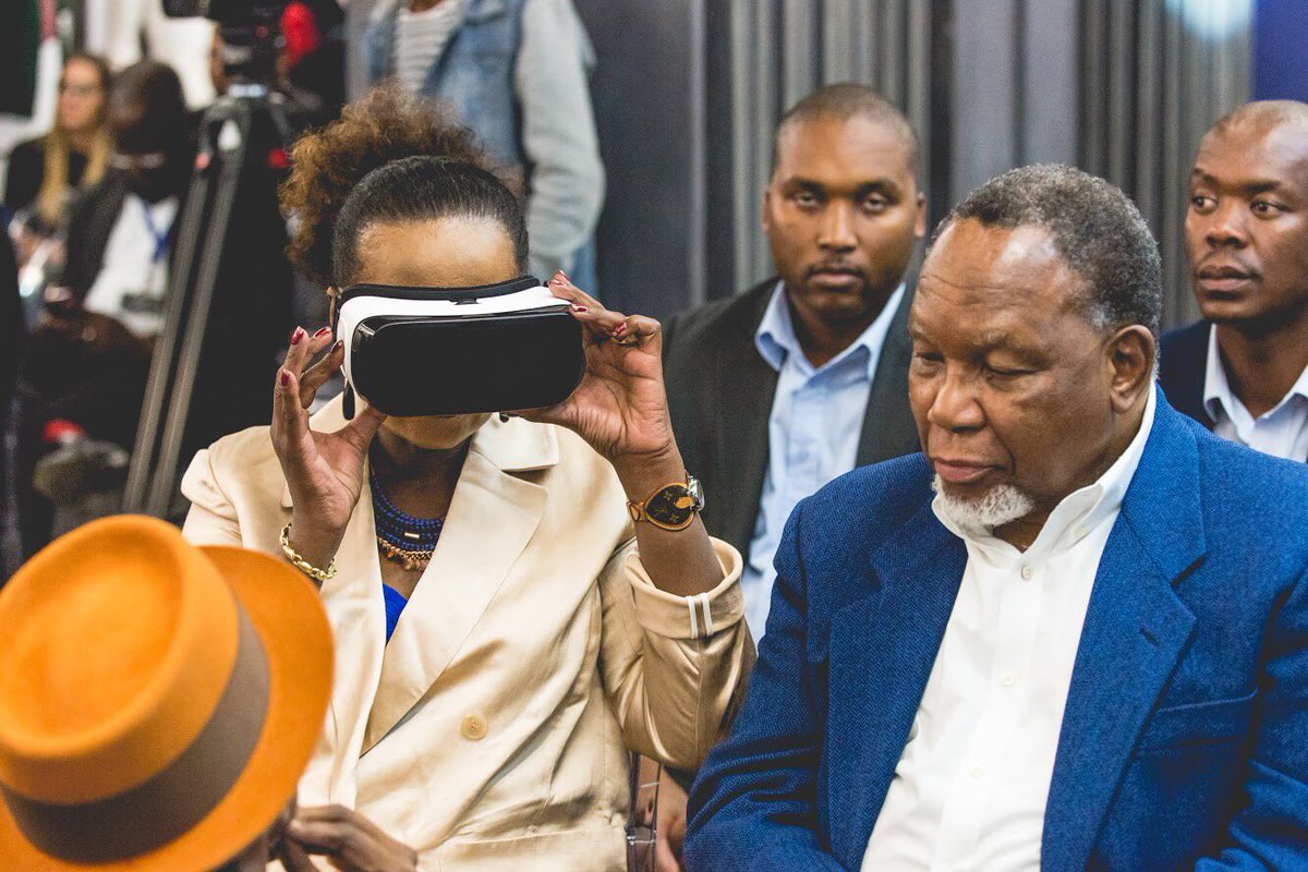 We were so thrilled to the be first to introduce Fashion Virtual Reality to His Excellency, former president of South Africa <a href="/KgalemaMotlanth/">Kgalema Motlanthe</a>, and the former first lady, Gugu Motlanthe! Here's to us #RaisingTheStandards 👏