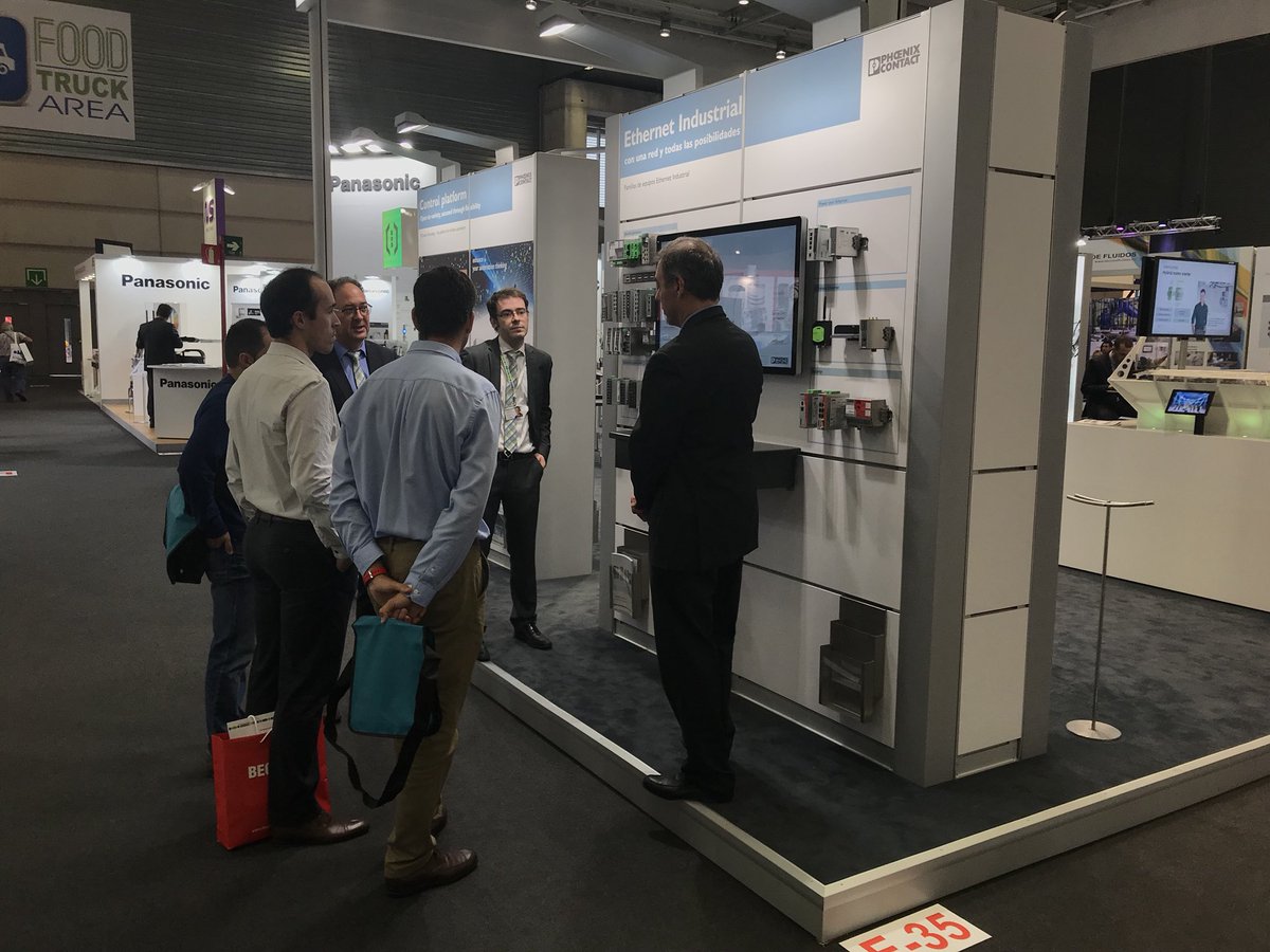 PhoenixContactE's tweet photo. Día 5 en la #BIEMH2018: todavía estás a tiempo de venir a conocer todas los productos y soluciones que ofrecemos para el sector. Recuerda último día!!! #PLCnext #PushIn #Industria40 #EFBS https://t.co/t92W2b2J4n