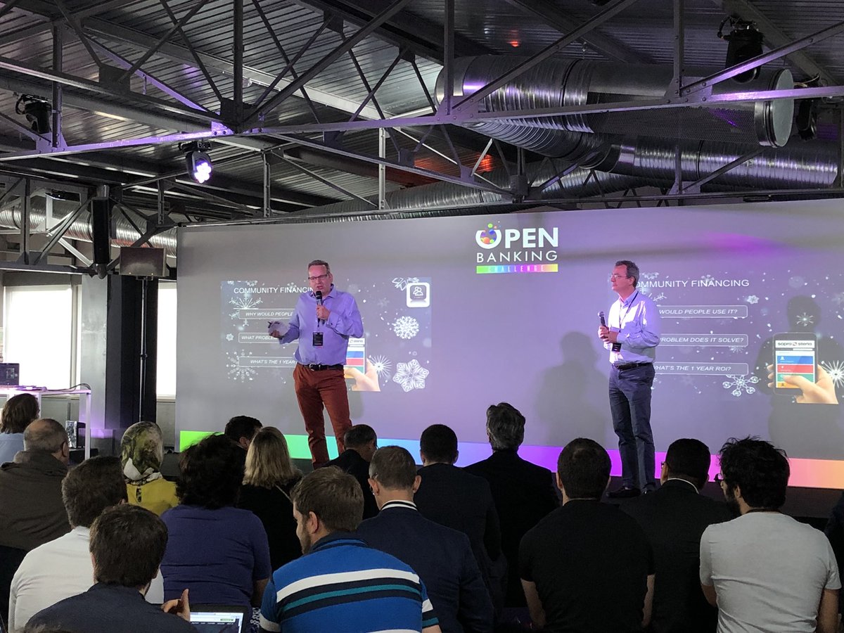 BeMyAppFR's tweet photo. Chaque équipe pitche son projet — 2min30 top chrono ! #OpenBankingChallenge #pitch #startups #fintech https://t.co/g4hTrYi173
