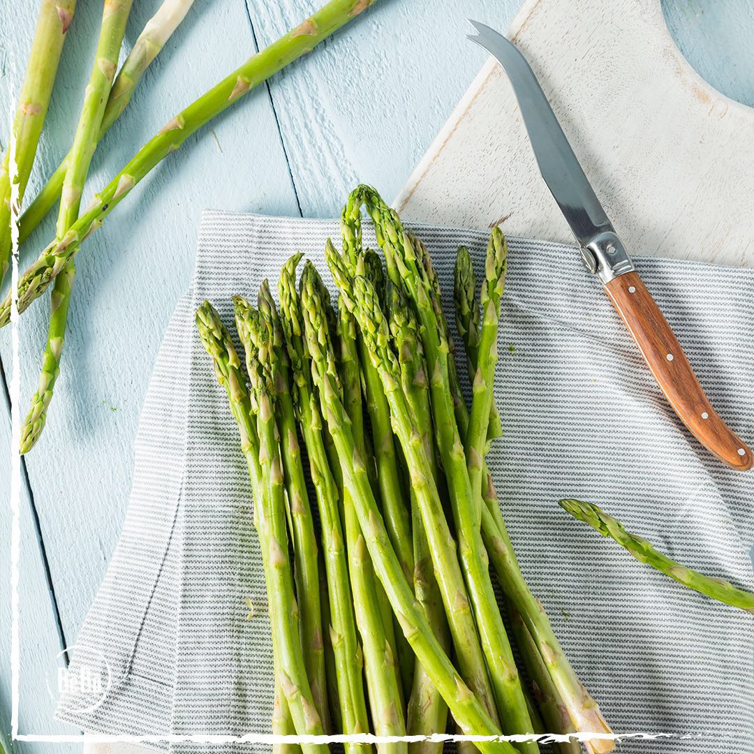 bebocoldpress's tweet photo. ¿Sabíais que los espárragos se encargan de reforzar el sistema inmunitario? Pues este beneficio y muchos más te los explicamos en nuestro blog👌
#bebojuicers #esparragos #trigueros #blog #sharehealthyveganfood #vegan #organic #healthy #barcelona
https://t.co/J44cWsPMCT https://t.co/2Tw9iZ42QO