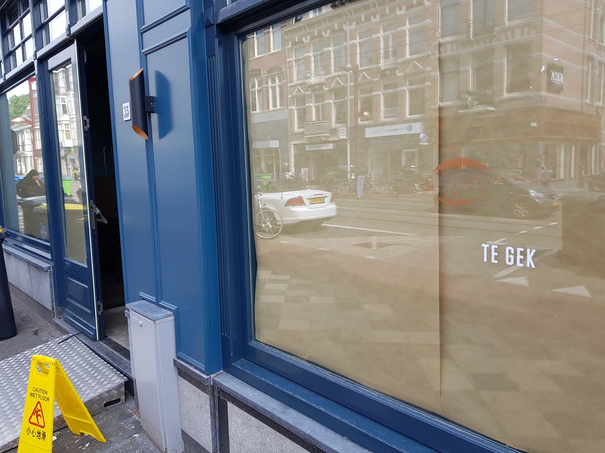 Bijvangst stopt. Naam wordt van gevel gehaald. Nieuwe eigenaar is in ieder geval te gek. Met dank aan het Parool? <a href="/parool/">Het Parool</a> #tegekkevis #goedevis #bijvangst