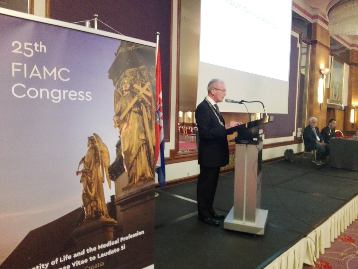 25thFiamc's tweet photo. Dr. Bernard Ars (Bruxelles) new president elect of #FIAMC @25thFiamc in Zagreb! https://t.co/YsopoYL73x https://t.co/mVfg8XHSx4