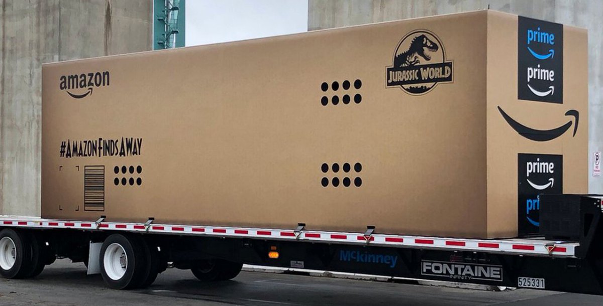 MarketingWeekEd's tweet photo. Is it a Tyrannosaurus, a Velociraptor, or a Triceratops?

.@amazon drives dinosaur-sized box around LA in marketing stunt: https://t.co/smga9rF5Lx https://t.co/xjvGi7nF3f