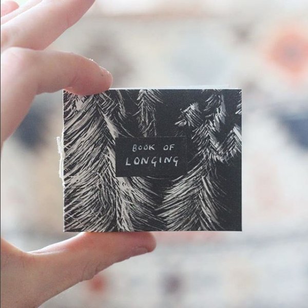 creative_uwe's tweet photo. Not long now until the #MAPrintshow, ft. work by  @julieleachart, @LeonieBradley, @CathCartwright,  @JemmaGunning88, @zoepowpower &amp; many more. Handmade book by @mir_harr >> 📘 #Creative_UWE https://t.co/pKkrCtSmR5 https://t.co/R3ouT0Wx9c