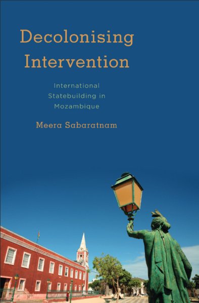 Theory_LAB's tweet image. #ReadingBlogs The Disorder of Things is hosting a #symposium on @MeeraSabaratnam&apos;s book: #Decolonising #Intervention: International #Statebuilding in #Mozambique. #DecolonisingIntervention
buff.ly/2IU9KLD