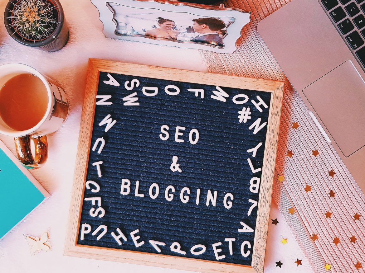 thehelsproject's tweet photo. Keywords, internal linking and Google algorithms - a guide to SEO and blogging: https://t.co/57O6Utq7fD ๐ป๐ก
@Bloggeration_ #bloggerstribe #thegirlgang @BloggerLS @RetweetBloggers #BloggersSlay @LovingBlogs https://t.co/u5CigFsXUj