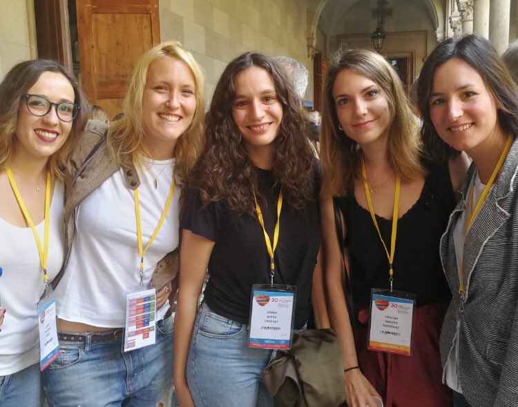 LacuevaMaria's tweet photo. Disfrutant del #30CongresCatcardio equip infermeres Cardio @HospitalSantPau #orgullB3 #orgullsantpau https://t.co/DDWQbavR13