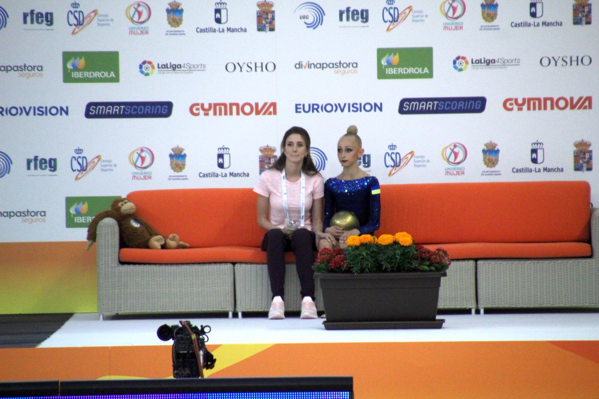 EChKyiv's tweet photo. Olena Dmitrash, former gymnast of #TeamUKR waiting the score with her gymnast Viktoriia Onopriienko! 🔢🇺🇦 #EChGuadalajara https://t.co/v2ZTTrdl8D