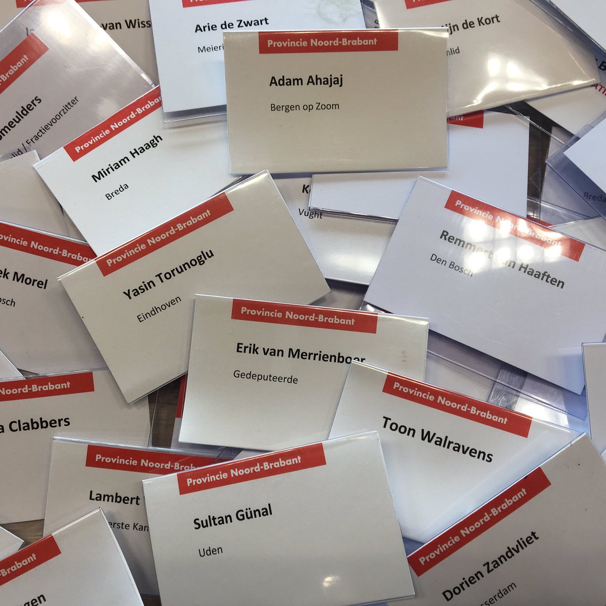 pvdabrabant's tweet photo. Work in progress... #Brabantdag #zinin @AdamAhajaj @MiriamHaagh @hvmerrienboer @MartijnVdeK @SultanGunal @ElluhZelluf @LHJVerheijen e.v.a. én @LodewijkA &amp; @kirstenvdhul 🌹 https://t.co/dNBtAt9zpG
