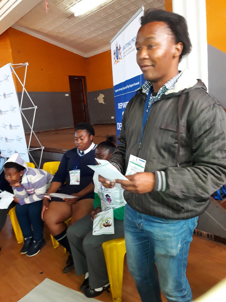gpgSocDev's tweet photo. Pupils engage in commissions to discuss issues such as Values, Culture, Beliefs & Norms, Do's & donts, Selflove & Conflicts #ChildProtectionWeek2018 #BanaPele https://t.co/20QIMQi5RU
