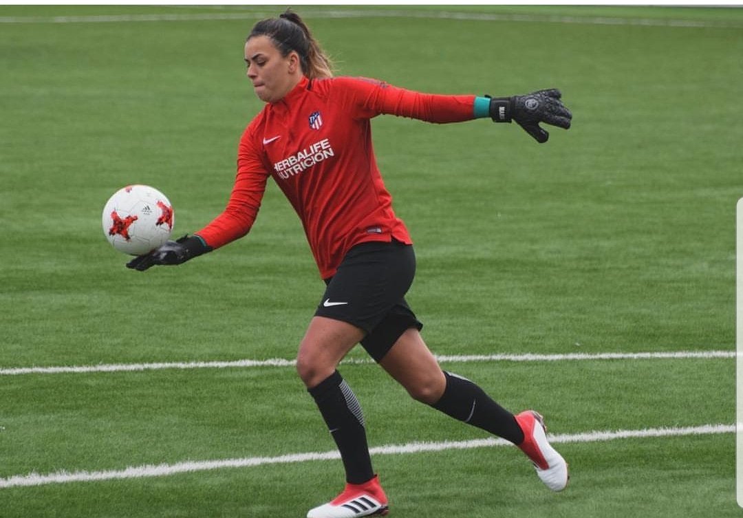RGFemenino's tweet photo. #MariaIsabelRodriguez  para el @atletifemenino con sus RG !!!

#TeamRG
#Borntobeakeeper https://t.co/BZQj3ikAGX