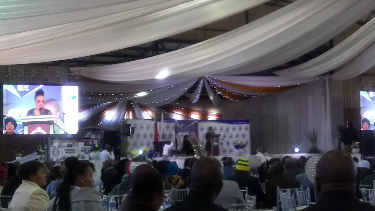 SedMunicipality's tweet photo. Executive Mayor Busisiwe Modisakeng, starts her official address #SedibengSoda18 https://t.co/Gk10mnpTN4