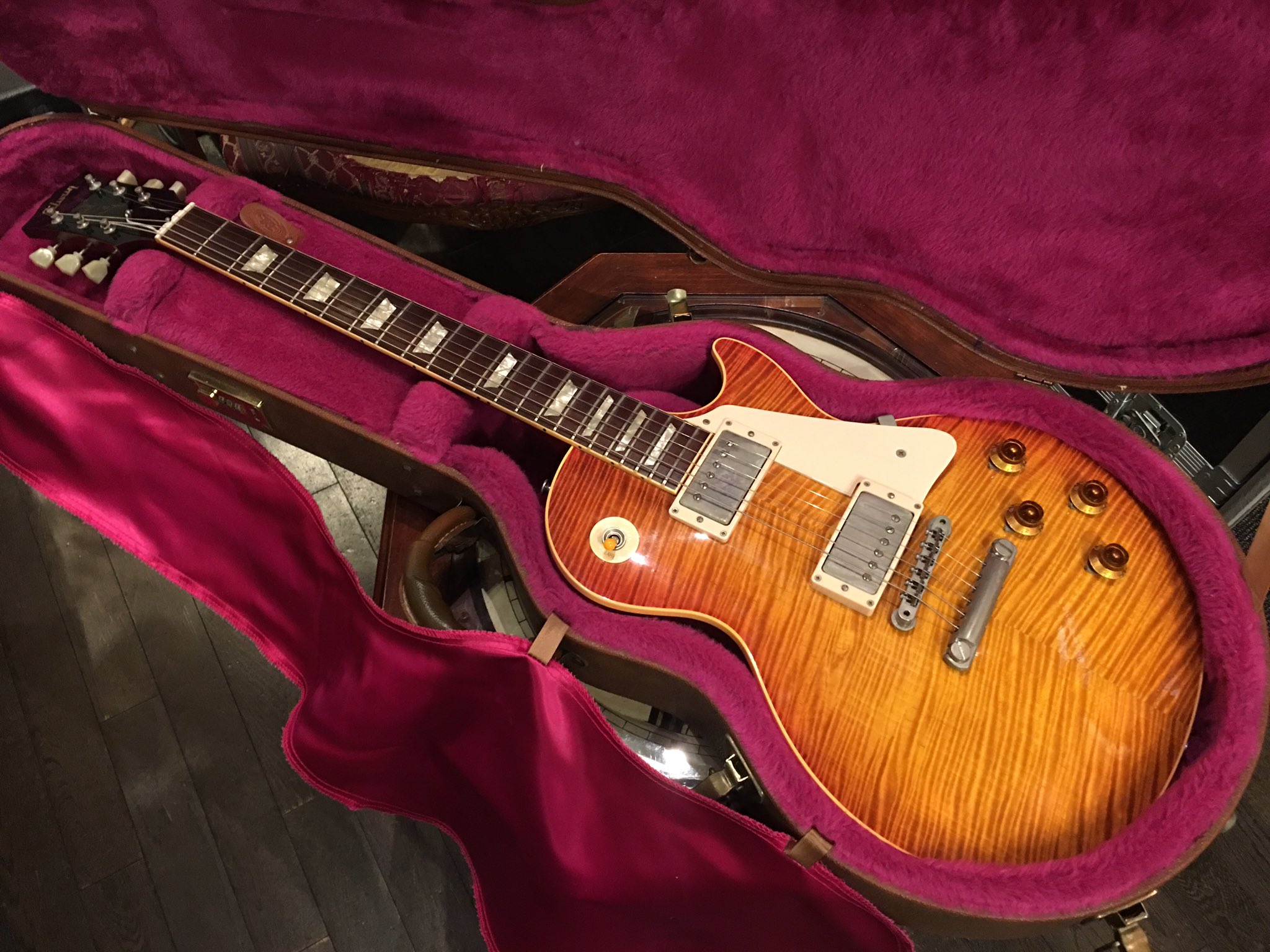 Guitar Tribe ギタートライブ New Arrival Gibson 1996 Historic Collection 1960 Les Paul Reissue Faded Cherry Sb あれ ハカランダに見えるんは気のせい いや 96年製やったらありえへん Gibson Lespaul Historiccollection ギブソン レス