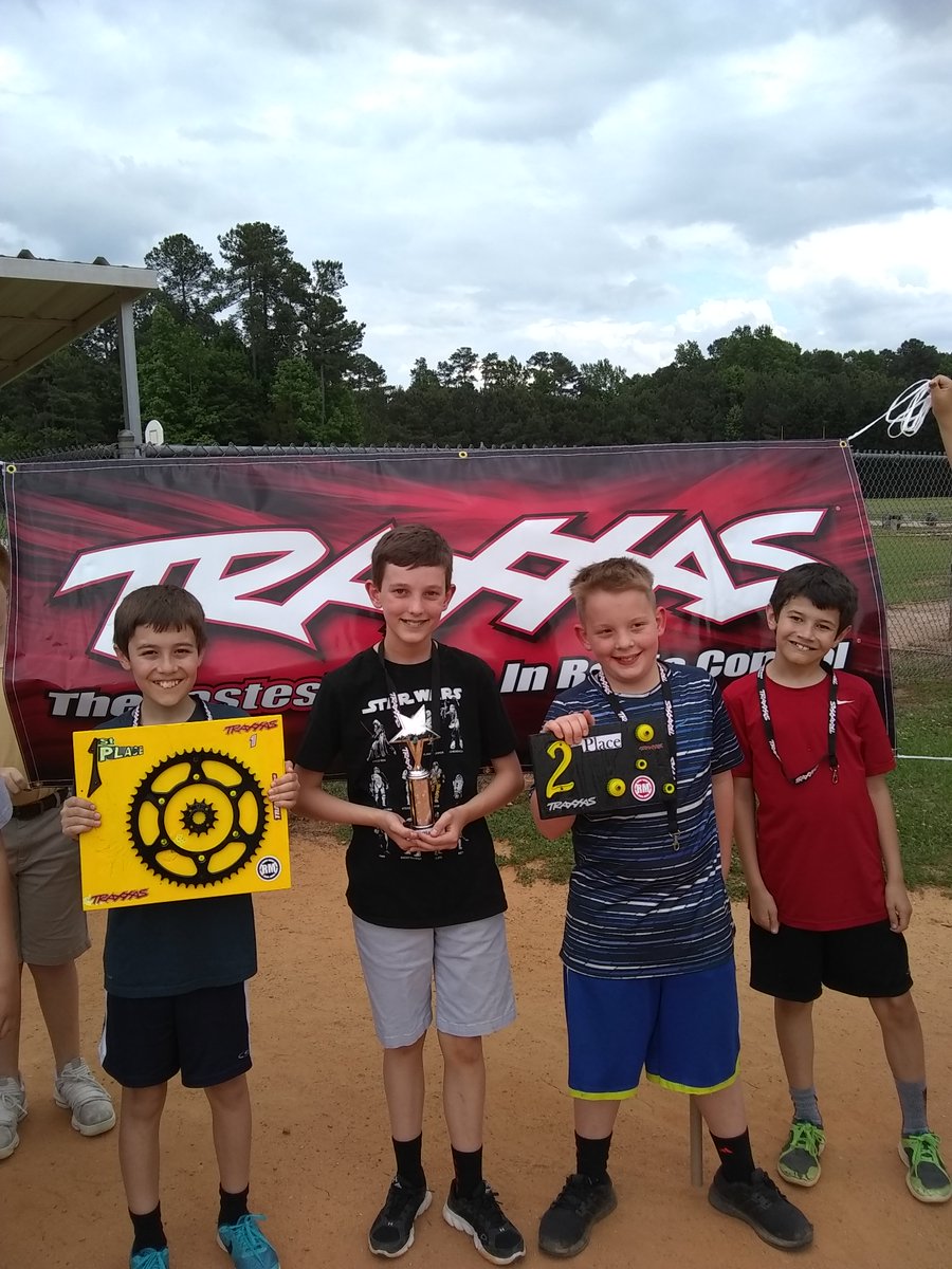 BrancaccioDavid's tweet photo. Thanks to @Traxxas for supporting Durant's R/C Club. Our last race was a lot of fun. @DRMSdolphins https://t.co/yKl13fxgV2