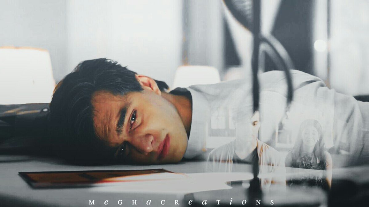 meghacreations_'s tweet photo. "Yaadon se teri lipat ke fariyaad itni kre...yahan wahan hai tu mujhme ravaa hai tu" 😭💔

#Kaira #yrkkh https://t.co/bECZa6lWuU