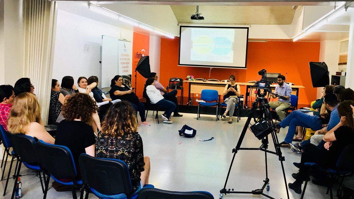 cibervoluntario's tweet photo. Estamos Barcelona para el Congreso Educapaz 2018 organizado por la @Comparte_NGO: Experiencias innovadoras con #TIC para la creación de Cultura de Paz #TicParalaPAZ #Educación https://t.co/bXls0lpT1L