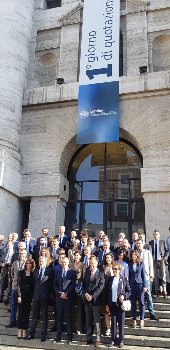 AidaPartners's tweet photo. Questa mattina in @BorsaItalianaIT a Milano per la cerimonia di quotazione del nostro cliente #Grifal. In qualità di partner per le operazioni di quotazione, al nostro Amministratore Delegato Marco Delle Donne è stata consegnata una targa di riconoscimento. 
#piazza #Affari #AIM https://t.co/Rm7LCAELSa