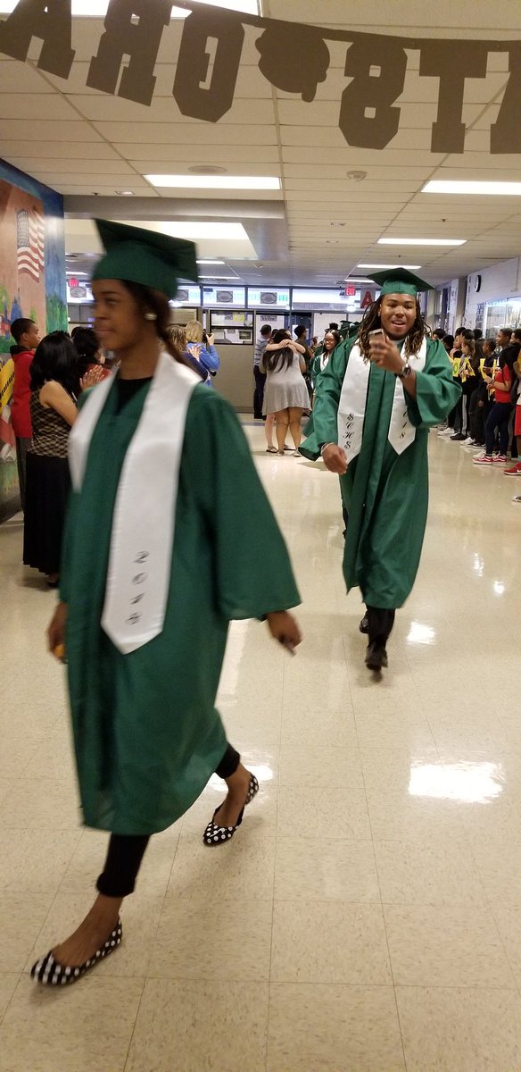 StoddertCCPS's tweet photo. We're still excited about the graduation of our BSMS alumni! @stoddertstrong @StCharlesHS https://t.co/tXgaFJxH67