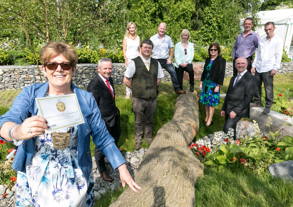 Fingalcoco's tweet photo. You can see the Gold Medal Greener Way for Fingal at #Bloom2018 until Monday 4th of June. Lots of amazing photos of the garden this year but this clip is really special: https://t.co/lC41ZTKT65
#BloomLive @itbdublin @bloominthepark @paulreiddublin https://t.co/UBebGsdhEB
