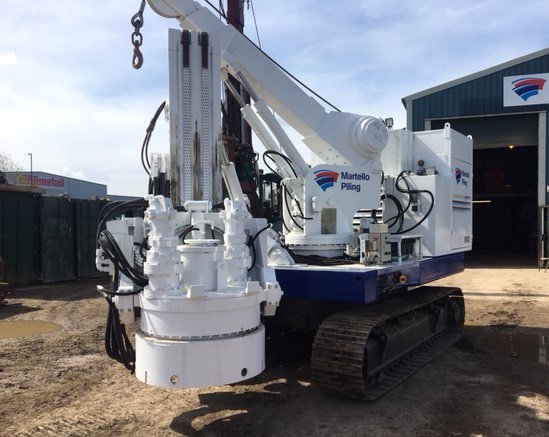 MartelloPiling's tweet photo. Our MP4002 is the latest rig to be rebranded with the new corporate colours. It will soon be making its way to Central London for its next contract #piling #rebrand #newlogo #frankigroup #strongfoundations #solidfuture https://t.co/rYxFIpmYL3