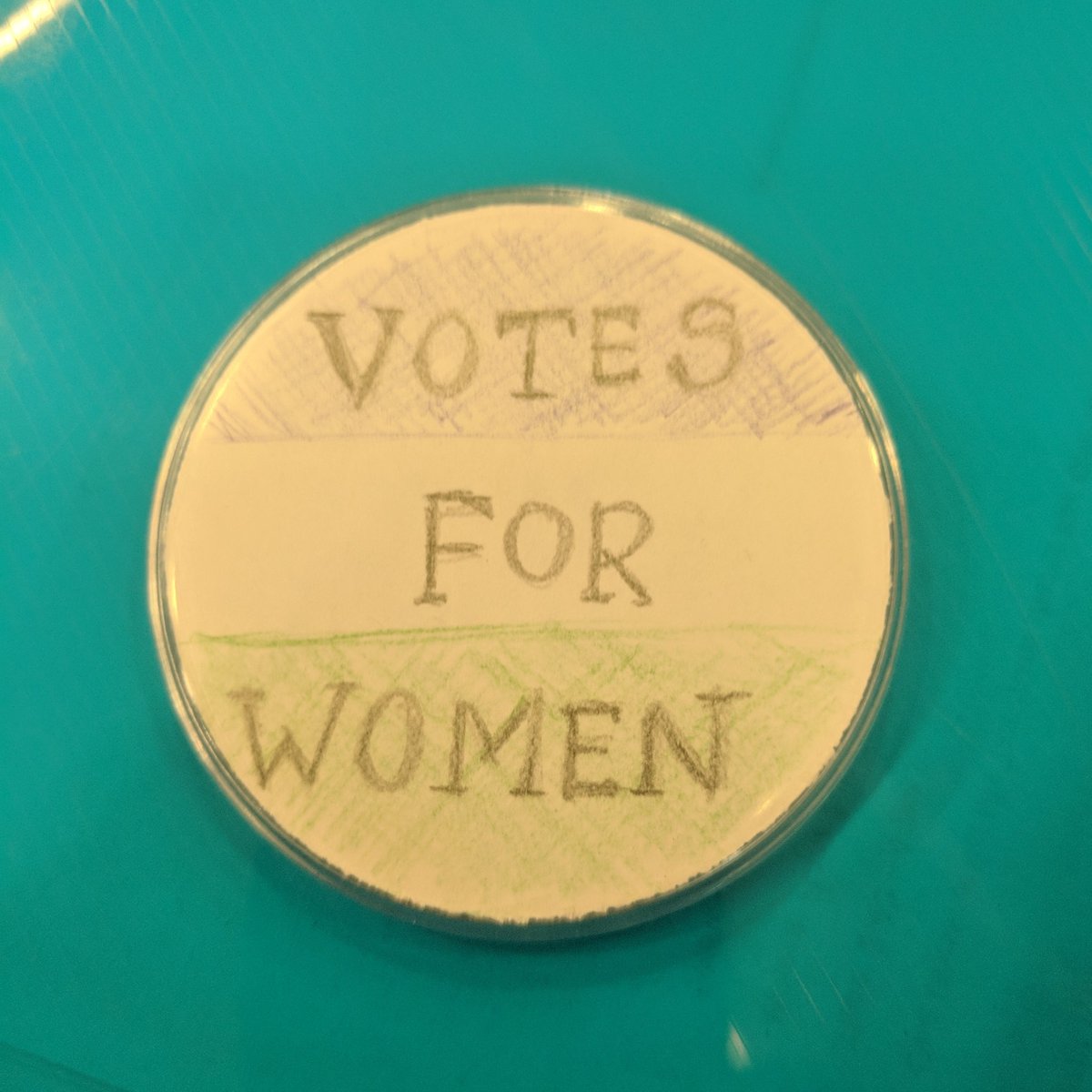 junorae's tweet photo. #LondonHistoryDay was AMAZING! Thank you to @LDN_gov for joining us at @NPGLondon to celebrate #WomenofCourage with our family visitors! 💪♀️🐜🗳️👩‍👩‍👦‍👦 #behindeverygreatcity #RebelWomen https://t.co/bcbPpYm8iZ