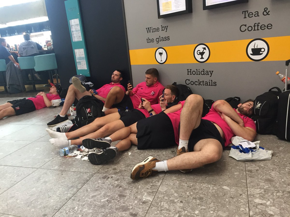 Jackojackson74's tweet photo. It’s only a #28hr delay @VLCRugbyFest we are coming! Hopefully! @mightpeth7s @Ryanair #pleaserearrangeourmatches https://t.co/g5yqqWDGsW