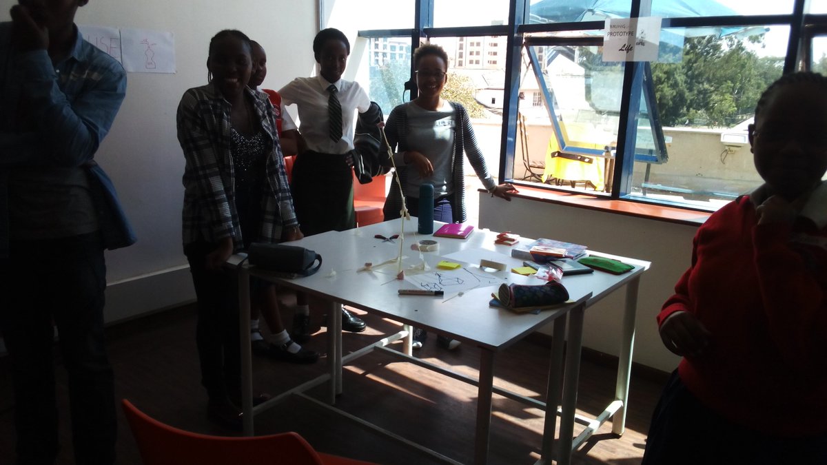 TimMarube's tweet photo. We had a nice 2 day session with Loreto Msongari  and State House Girls  High School coming up with innovative ideas on how to reduce, reuse,  recycle and re-purpose E-waste.
 #4Ewaste #WhatHappens2MyEWaste https://t.co/uu4W7k38Vh