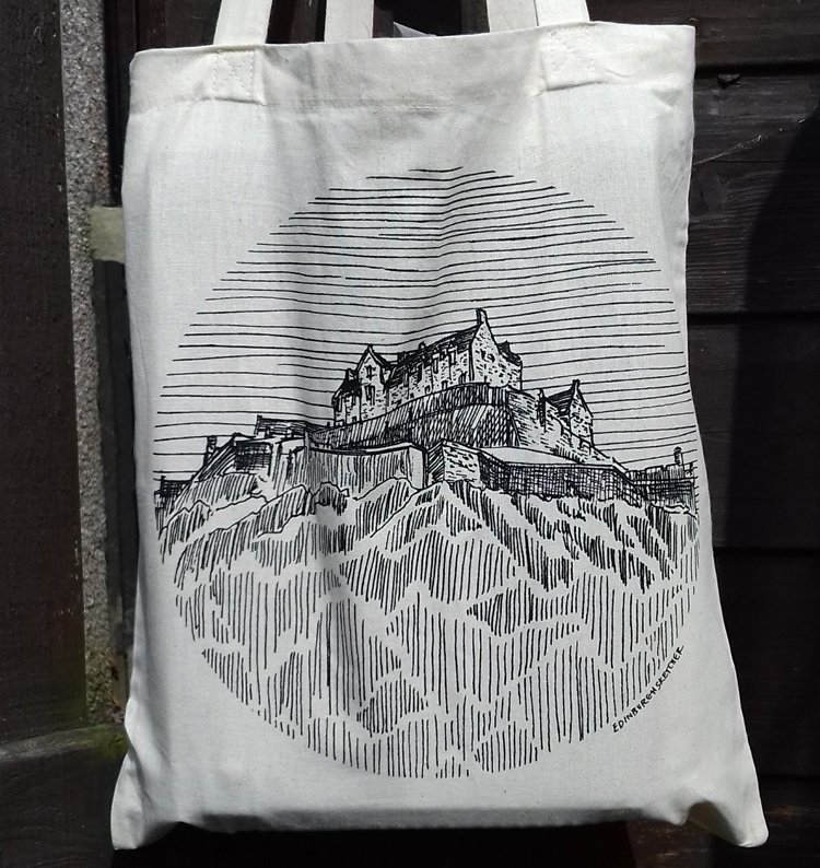 edinsketcher's tweet image. So happy to have my brand new @edinburghcastle inspired sketchy tote bag available online, let me know if you see one on the street of #edinburgh :)

etsy.com/uk/listing/604…

#EdinburghBloggers #totesforlife #edinburghtote #shoplocal #buylocal #edinburghsketcher