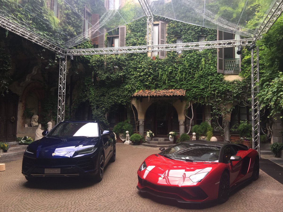 Presentazione della nuova Poltrona Massaggiante Automobili Lamborghini realizzata da #bodyfriend con la partnership di <a href="/Lamborghini/">Lamborghini</a>. @HeadlineGiornal ha curato le attività di comunicazione in occasione del press day nell’incantevole location della <a href="/vignadileonardo/">vignadileonardo</a> a Milano