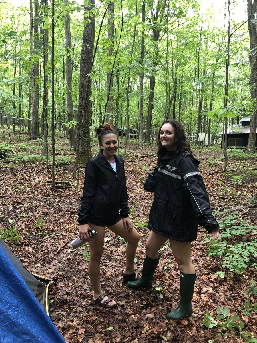 BMHSLanguages's tweet photo. Jour 1 - Camping en plein air @BMarauders https://t.co/qgVdTtLYR4