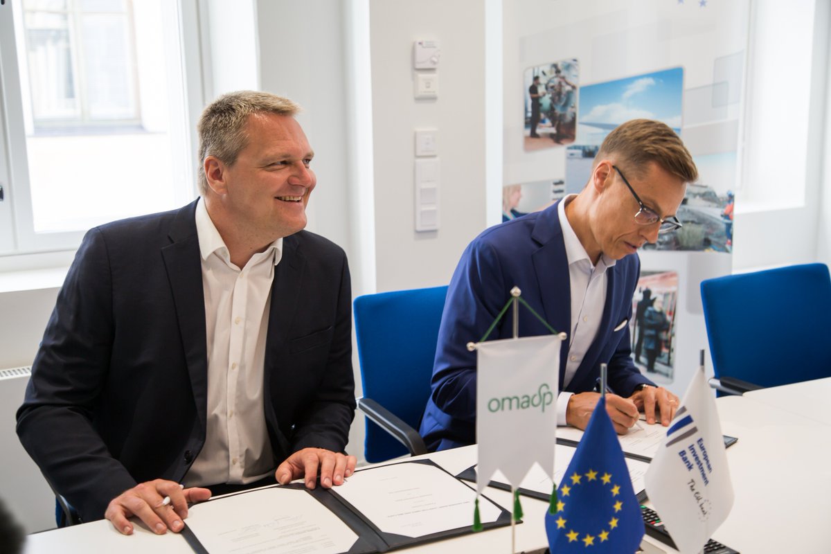EIB's tweet photo. Supporting #SMEs and agricultural entrepreneurs ⟶ today we signed a €20 million loan agreement with @OmaSaastopankki in Finland🇫🇮https://t.co/7ThmPa094d https://t.co/buxm59Phjx