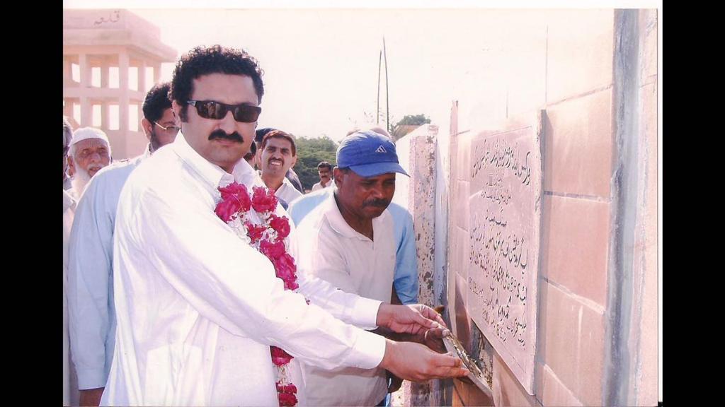 FaizanPpp's tweet photo. We request Chairman #PPP @BBhuttoZardari ,Ex President @AAliZardari and Adi @FaryalTalpurPk to give him ticket To @JamotMahmood for #PS_129 #Malir we all support him He is the only one who supports workers.
@NisarKhuhro_SME @SaeedGhani1 @WaqarMehdiPPP1 @HMurtazaBaloch https://t.co/a95lLPojr5