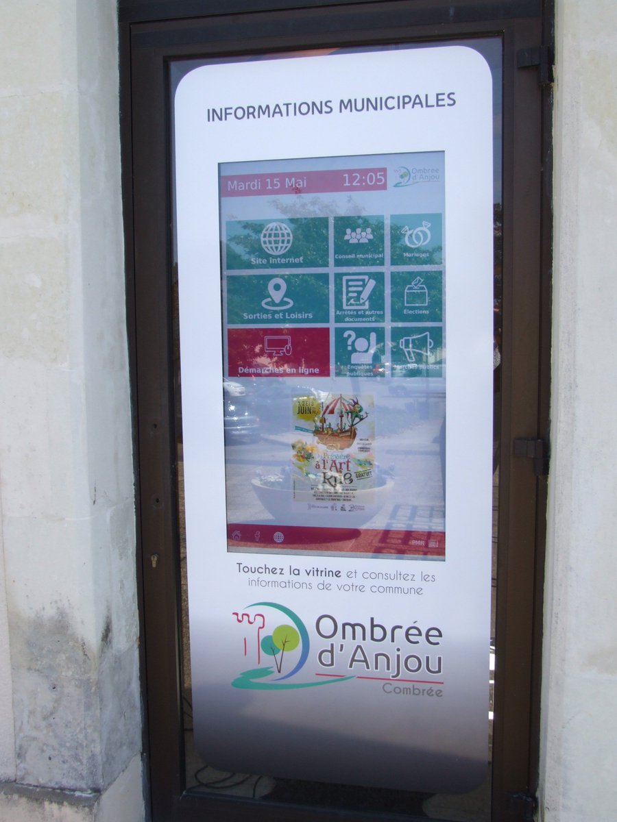 A2Display tweet media