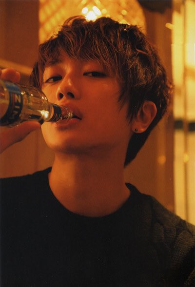 S_nissy51's tweet photo. 伏し目の西島様を存分に拝ませていただく https://t.co/qaReGf6zAH