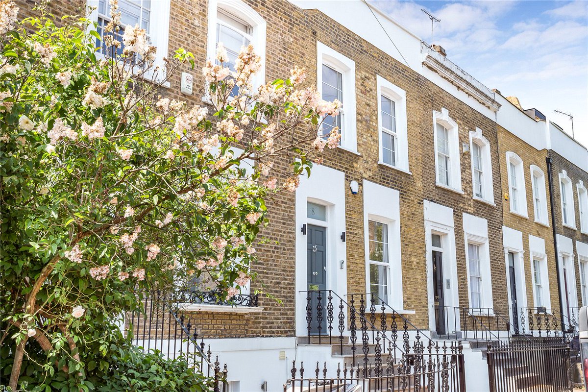 WinkworthIs's tweet photo. Check out this exceptional family home set on a peaceful treelined Street In Islington for sale! #WolseyRd #N1 #4Bed #2Recep #4Bath https://t.co/vr766r75yx https://t.co/ss2sR8Dmyg