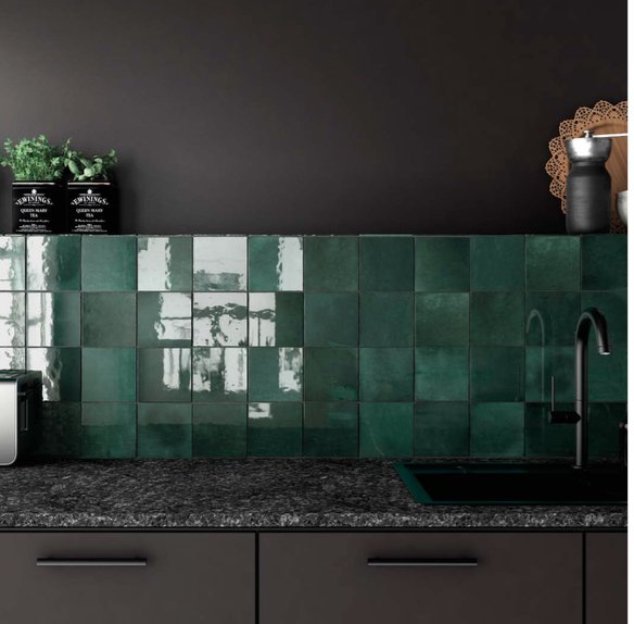 tilmarinc's tweet image. If their #tiles are greener, get your own! 
#TilmarCeramics #porcelain #vinyl #mosaic #hreno #homedecor #interiordesign #maison #decormaison #TilmarMtl #decorinterieur
.
.
Si leurs #tuiles sont plus vertes, procurez-vous les vôtres!
#CeramiqueTilmar #porcelaine #mosaïque #vinyle
