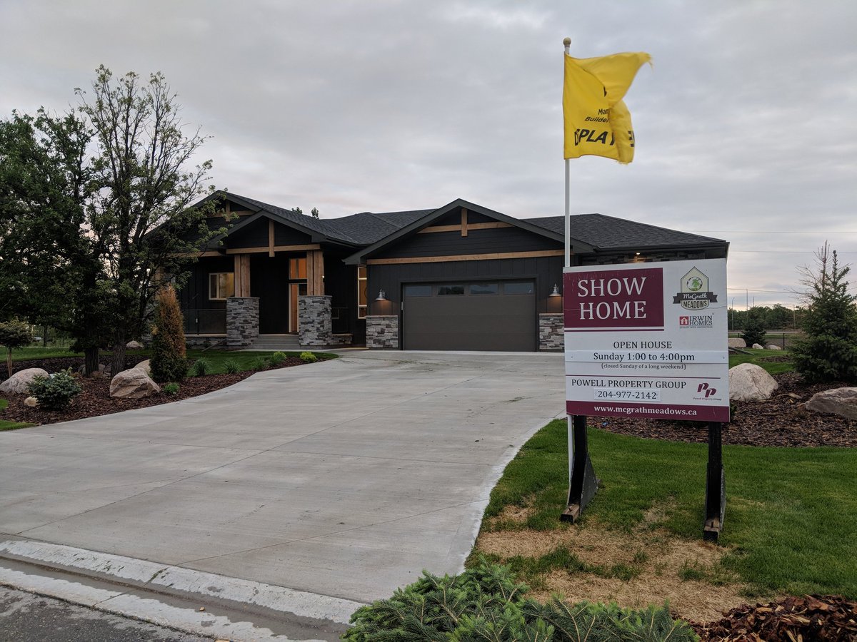 trihospitaldr's tweet photo. Tune in to see more of this beautiful home (by Irwin Homes), and see interviews with doctors and St. Boniface Hospital Foundation @STBHF president & CEO, @VinceBarletta, to learn about how our lottery benefits Manitoba's 'Big 3' hospitals. https://t.co/tWJr7upOQo