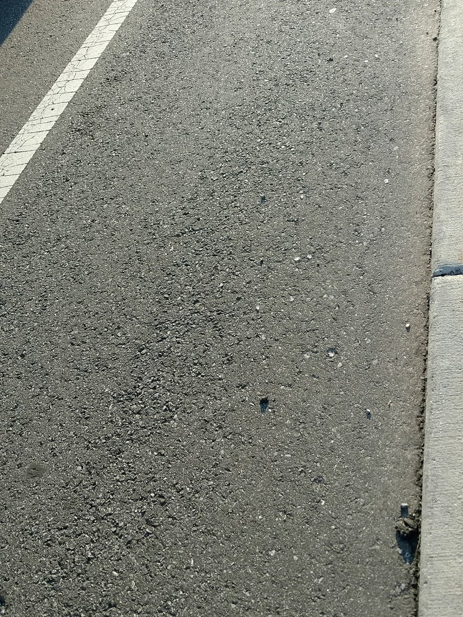 sarahlukens's tweet photo. Glass scattered all over the bike lane on memorial bridge @iROANOKE https://t.co/cAW5byyNTy