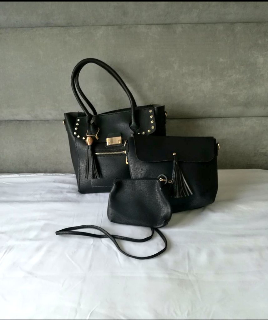 If I could twerk I would sell my bums, but I got cute bags though 😍 😍

Set of 3 <a href="/R400/">r400</a>
Nationwide delivery 🚚 <a href="/R99/">Rafael Azevedo</a>
Pls DM if interested 😘 

ONLY 1 black set left 🖤

#SideHustle #SupportBlackBusiness #GirlTalkZA <a href="/GirlTalkZA/">Girl Talk RSA</a>