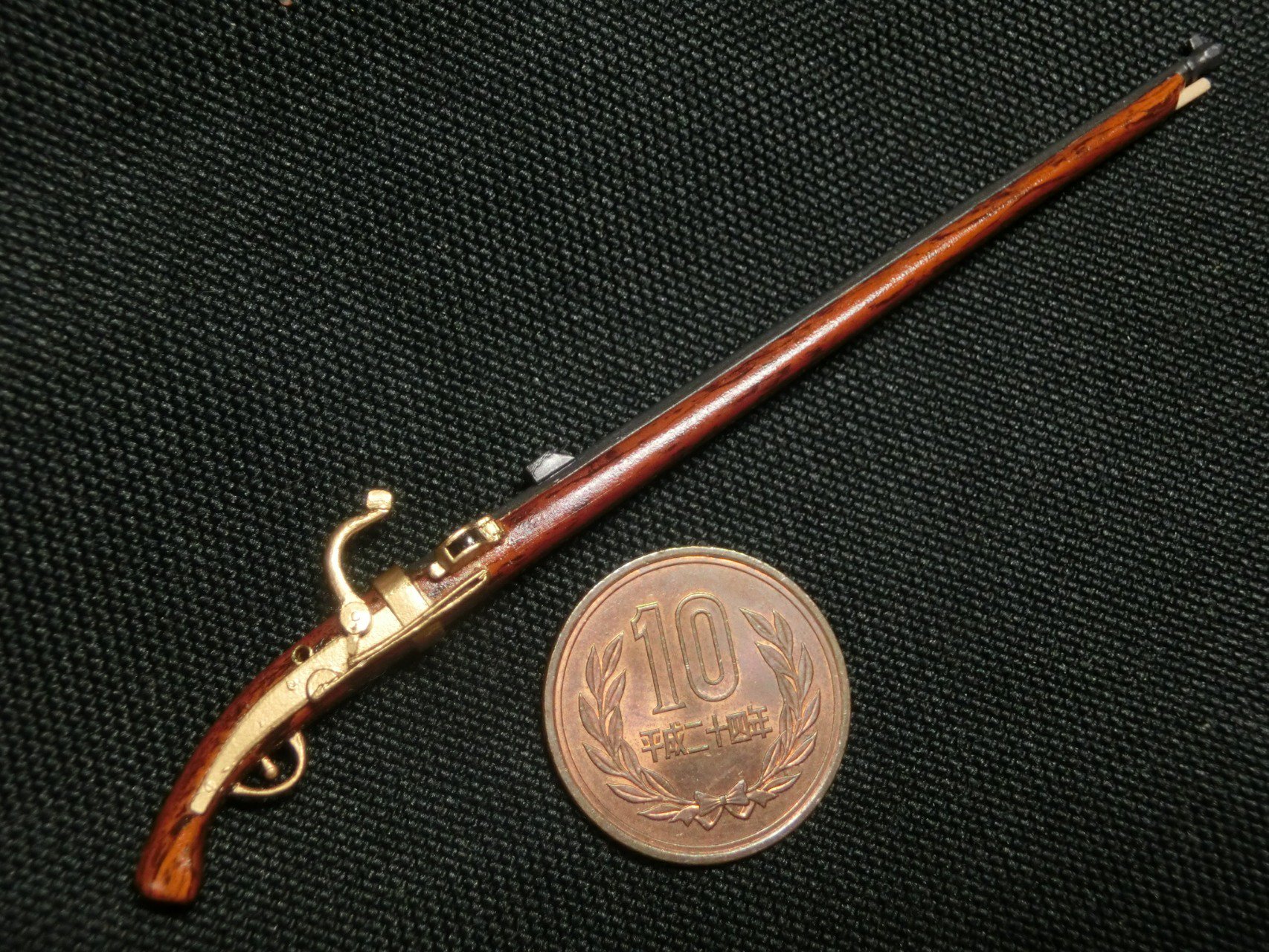 Simo 6月なのでフォロワーさんに自己紹介しようぜ プラ材で1 12スケールの鉄砲を自作したり プラモやリトルアーモリーなんかも作ります 写真はプラ材で作ったfigma用の火縄銃 T Co X5hswsy27k Twitter