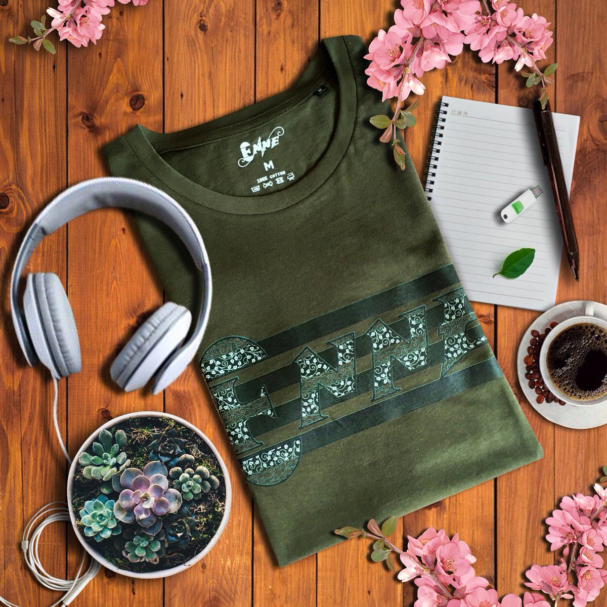 EnneOfficial's tweet photo. ENNE - The Italian Fashion Brand
T-shirt “Andrew” - collection ss18
#enne #enneofficial #brand #fashion #italy #madeinitaly🇮🇹 #man #moda #model #fashionphotography #boy #fashionphoto #clothes #tshirtman #flowerstyle #tshirt #tshirtdesign #khaki #collection #collectionss18 https://t.co/e76T6wE3E0