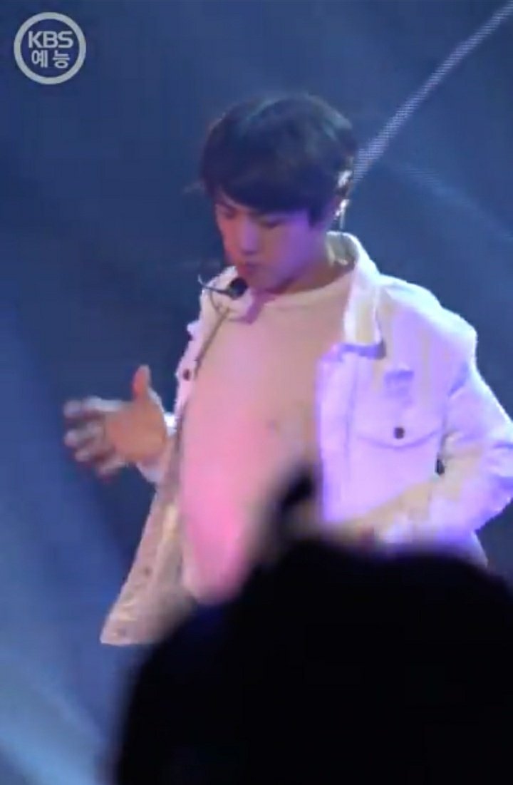 CLOSED) on X: sooo am I going insane or is jin's white shirt slightly see  through?!?!?  / X