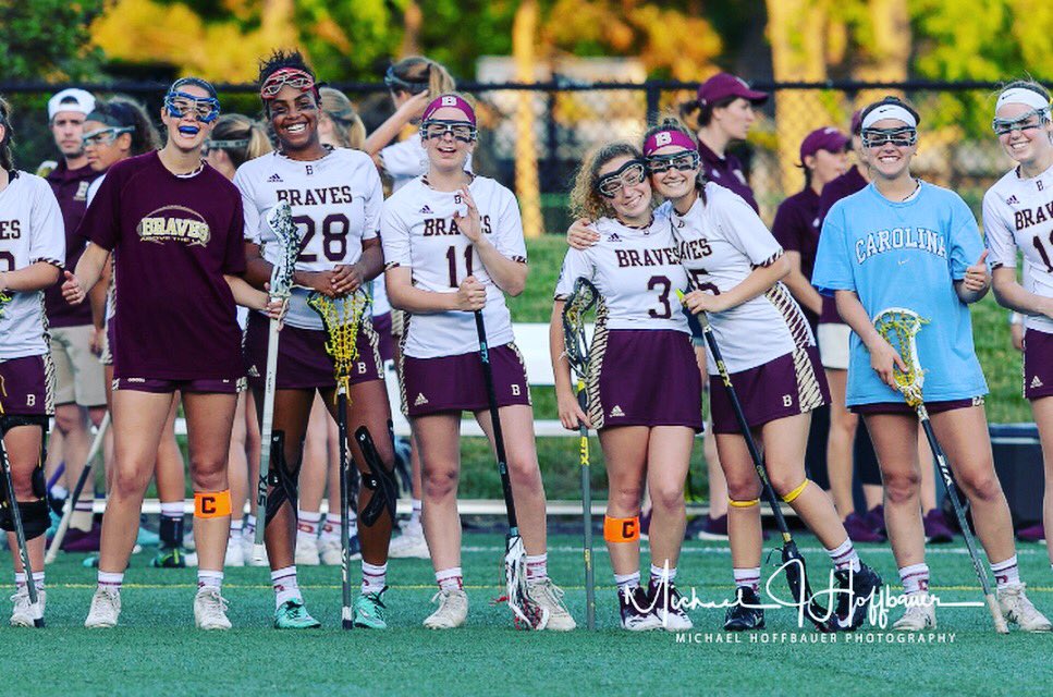 BrebeufPrepGLax's tweet photo. Smile BRAVES, It’s Semi-State GAMEDAY! Braves vs. Carmel 8pm @auravenswlax! #BeTheBuffalo #RepThePrep @mjhphotog @BrebeufSports @BrebeufJesuit https://t.co/DBorg33L9I